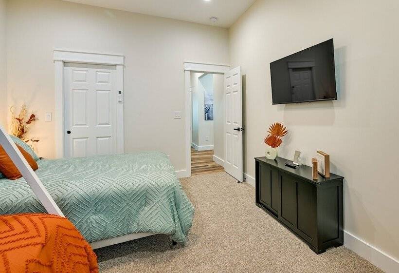 Cozy Campbellsville Home Near Cu & Downtown!