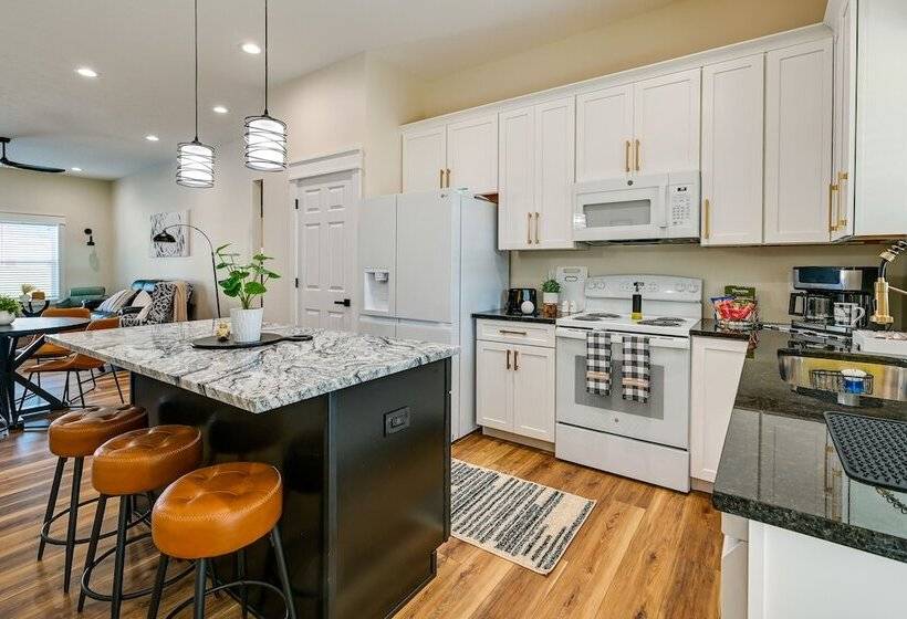 Cozy Campbellsville Home Near Cu & Downtown!