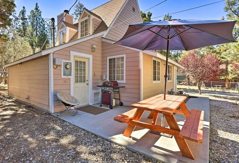 Near Skiing:  The Knotty Pine Cottage  In Big Bear