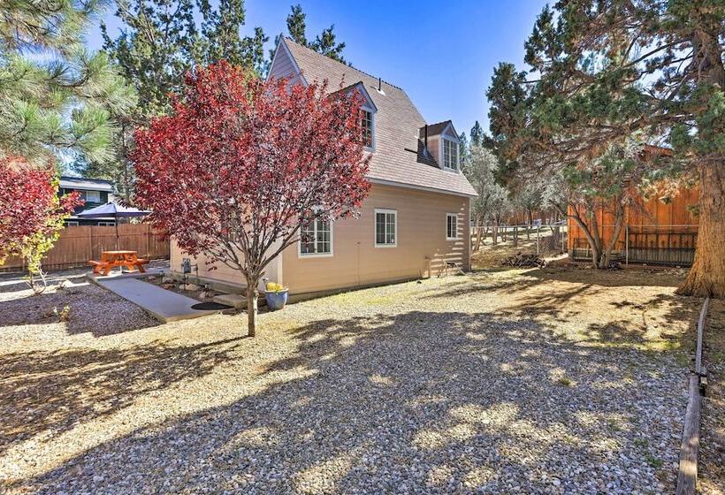 Near Skiing:  The Knotty Pine Cottage  In Big Bear