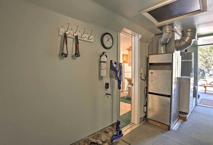 Near Skiing:  The Knotty Pine Cottage  In Big Bear