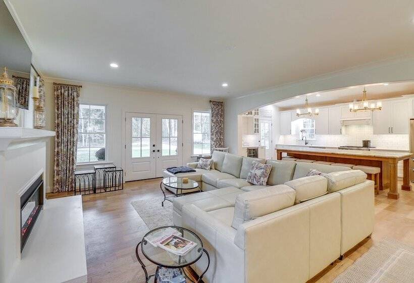 Eastern Shore Getaway: Walk To Tolchester Marina!