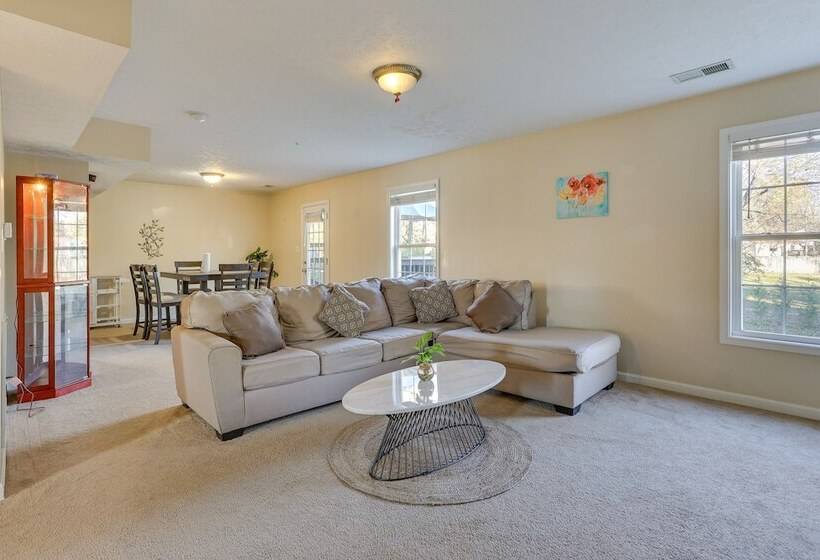 Cozy Home In Louisville: Near Bardstown Road!