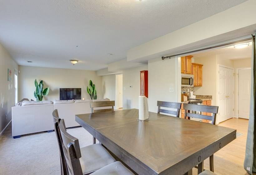 Cozy Home In Louisville: Near Bardstown Road!