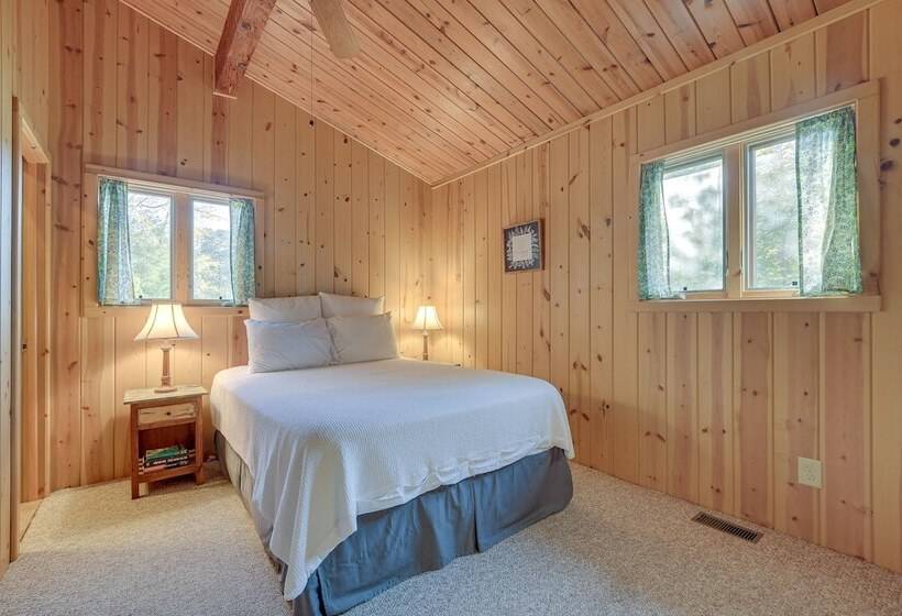 Cozy Lakefront Cabin In Semora W/ Large Dock!