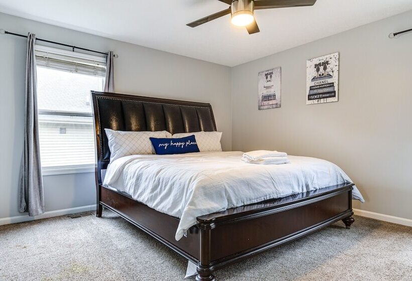 Cozy Ohio Home Deck, Arcade Games & Near Golfing