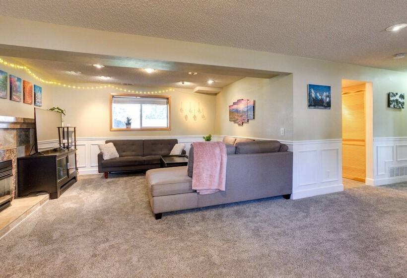 Furnished Deck + Fire Pit: Thornton Family Retreat