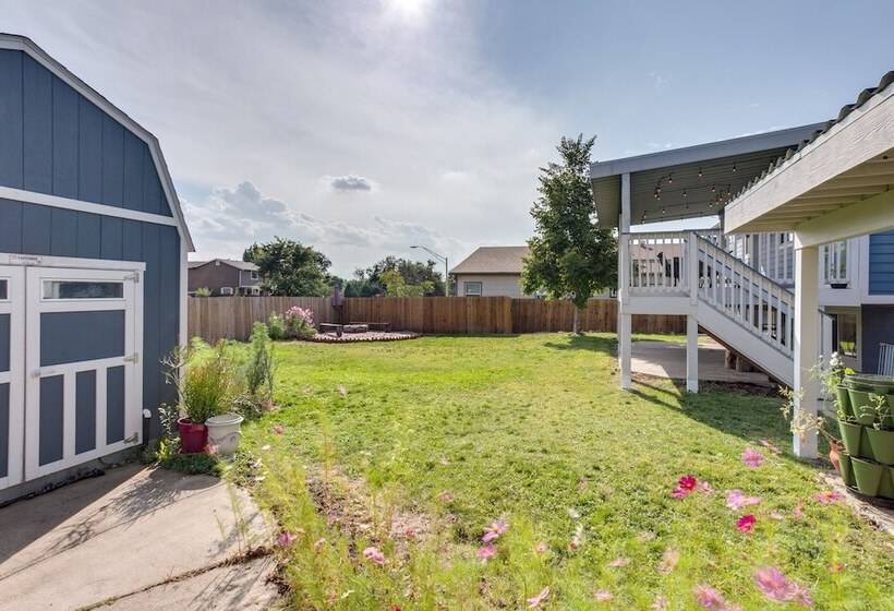 Furnished Deck + Fire Pit: Thornton Family Retreat