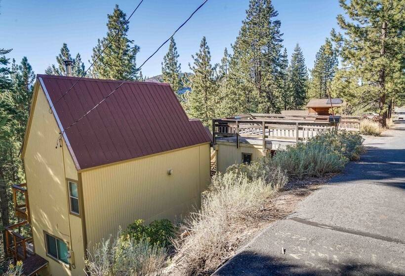 Cozy Truckee Cabin W/ Deck: 1 Mi To Donner Lake!