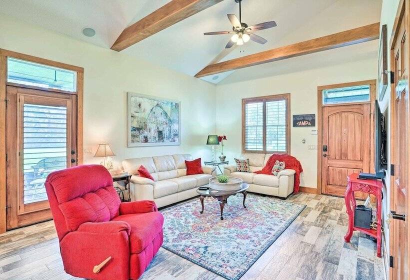 Cozy Valrico Home W/ Grill ~ 14 Mi To Tampa!