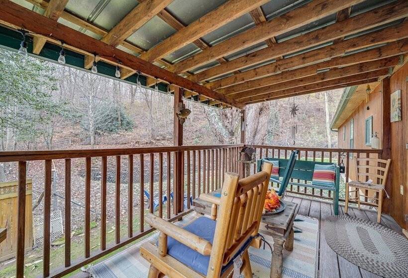 Cozy Waynesville Home W/ Porch By Blue Ridge Pkwy