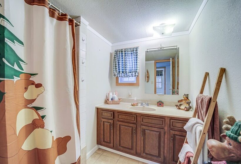 Cozy Waynesville Home W/ Porch By Blue Ridge Pkwy