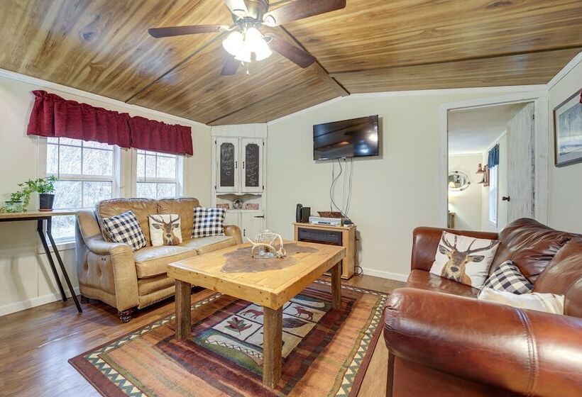 Cozy Waynesville Home W/ Porch By Blue Ridge Pkwy