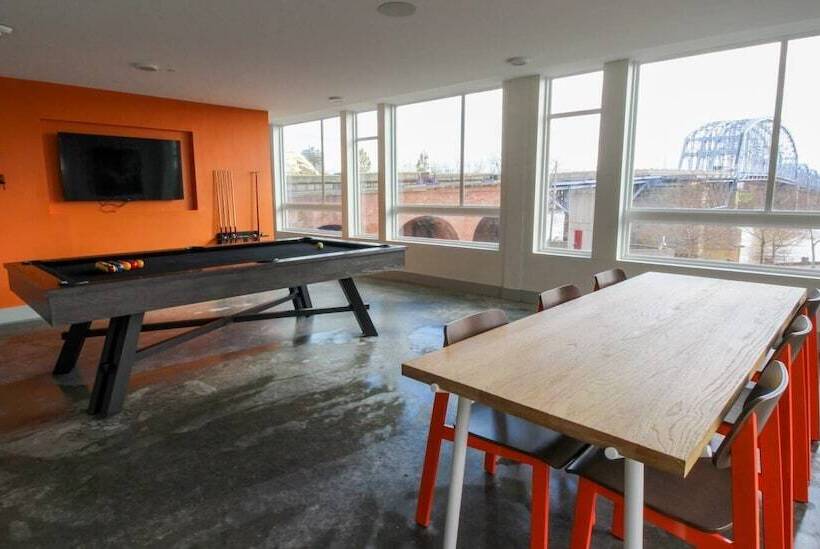 Cozysuites Artistry Cincinnati