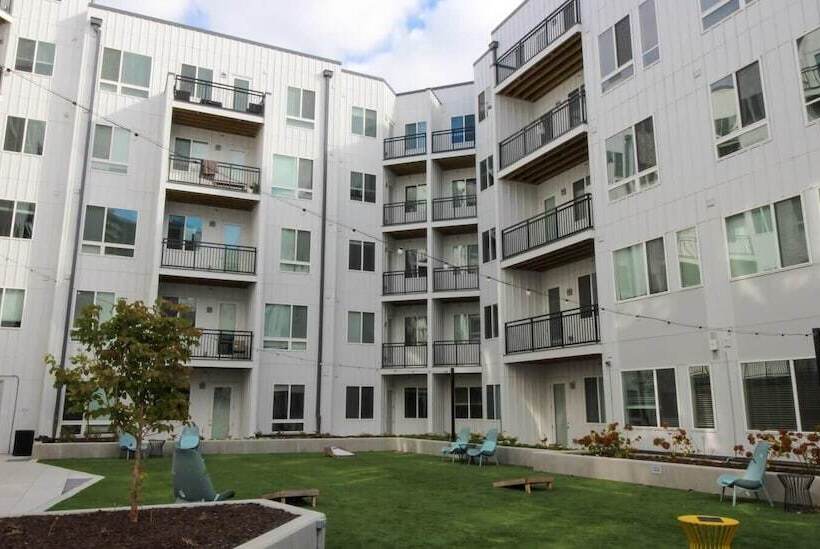 Cozysuites Artistry Cincinnati