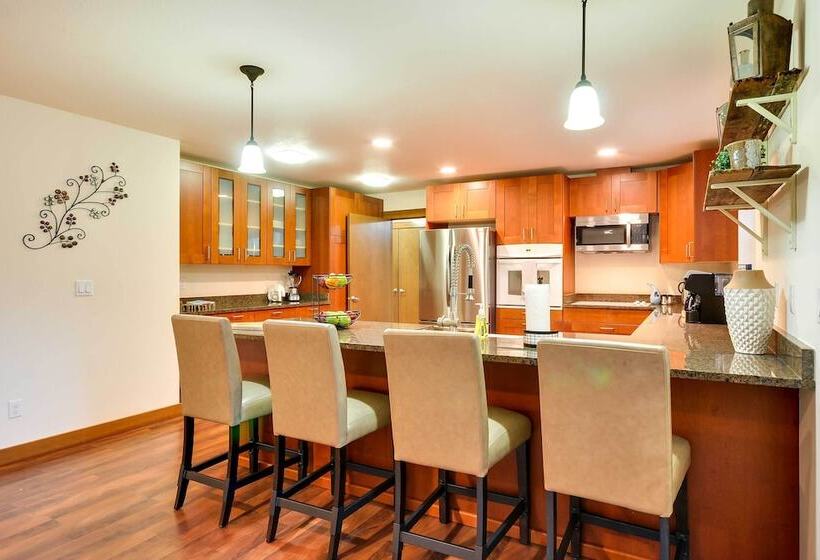 Dog Friendly Milwaukie Home: 9 Mi To Dtwn Portland