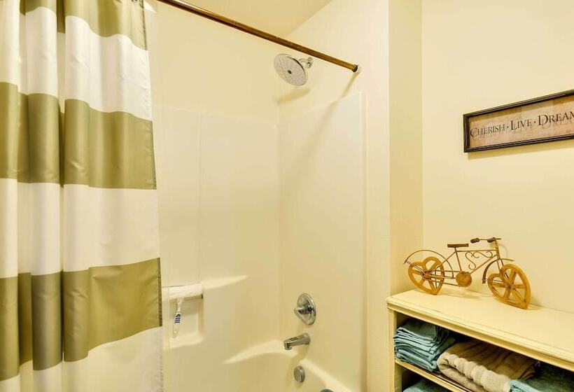 Dog Friendly Milwaukie Home: 9 Mi To Dtwn Portland