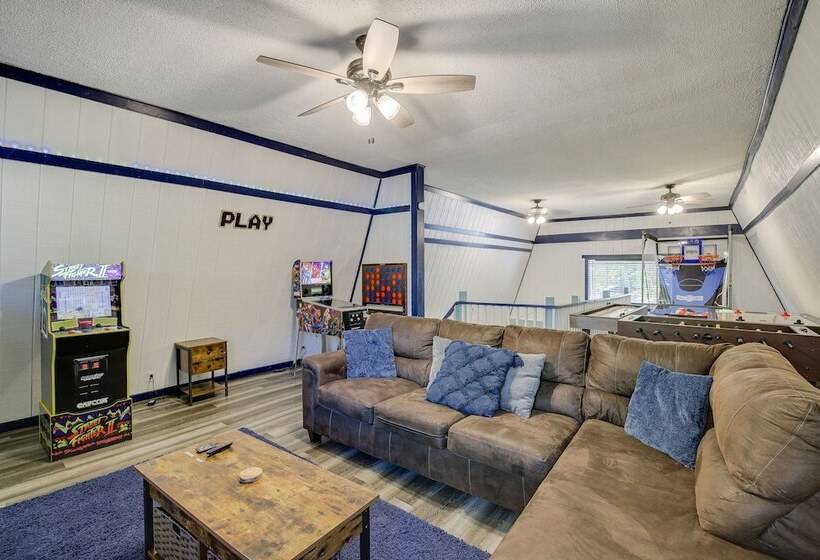 Emerald Cove Chalet  On Douglas Lake W/ Hot Tub!