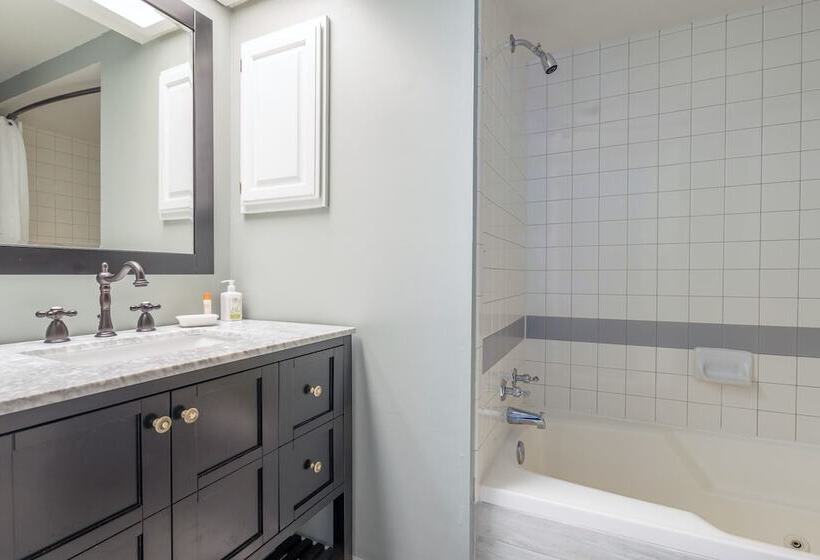 Etta Place Too 107 By Avantstay Close To Town & The Slopes! In Complex W/ Communal Pool & Hot Tub