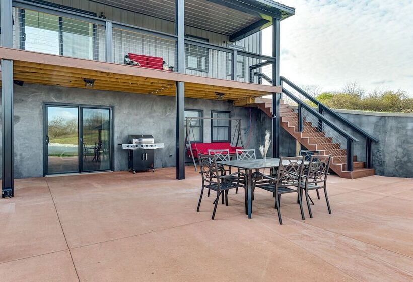 Exquisite Hagerstown Home With Deck & Gazebo!