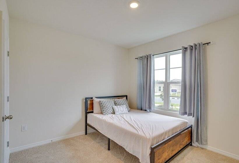 Family Friendly Eagle Lake Home, 7 Mi To Legoland!