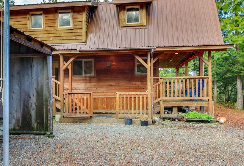 Forested Coffman Cove Cabin W/ Wood Burning Stove!