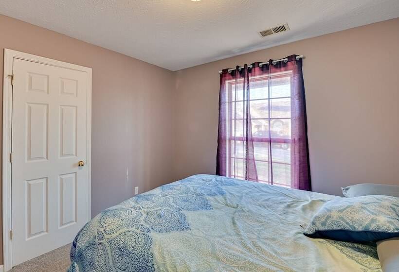 Georgetown Home ~ 6 Mi To Kentucky Horse Park!