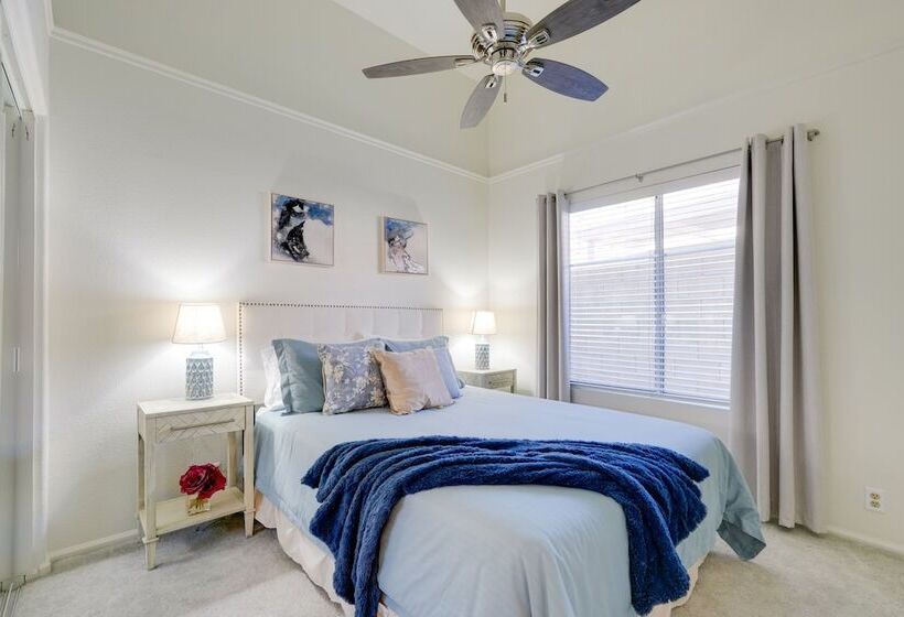 Glendale Home On A Golf Course W/ Patio & Views!