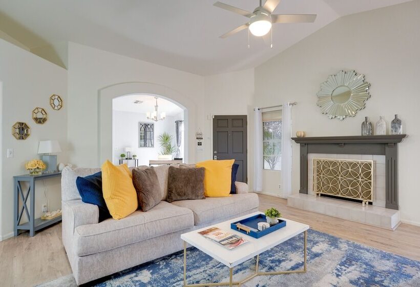 Glendale Home On A Golf Course W/ Patio & Views!