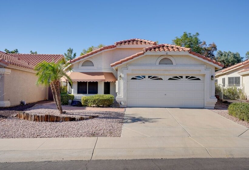 Glendale Home On A Golf Course W/ Patio & Views!