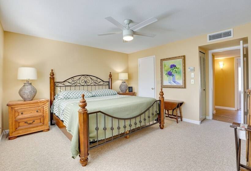 Glendale Oasis W/ Private Pool, Patio & Fireplace!