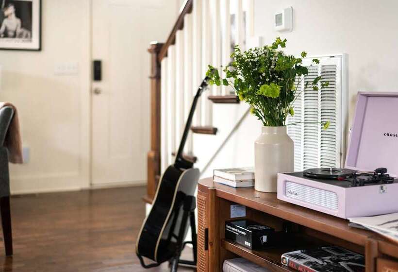 Hart Suite 2 By Avantstay Gorgeous Town House W/ Modern Amenities In Nashville!