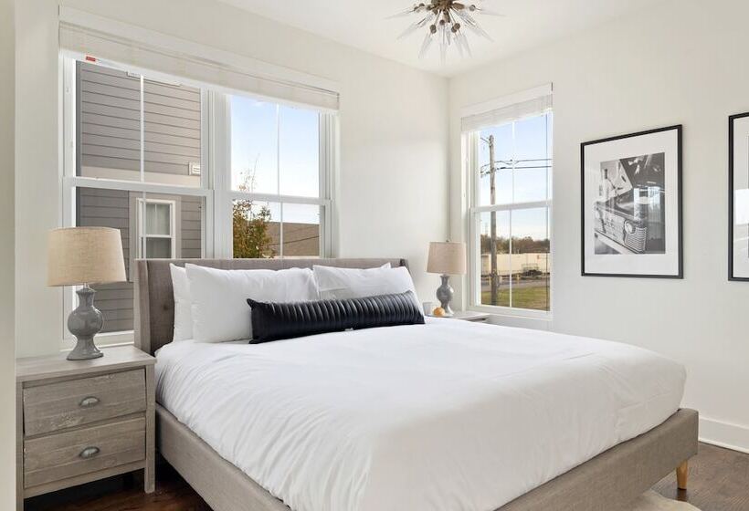 Hart Suite 2 By Avantstay Gorgeous Town House W/ Modern Amenities In Nashville!