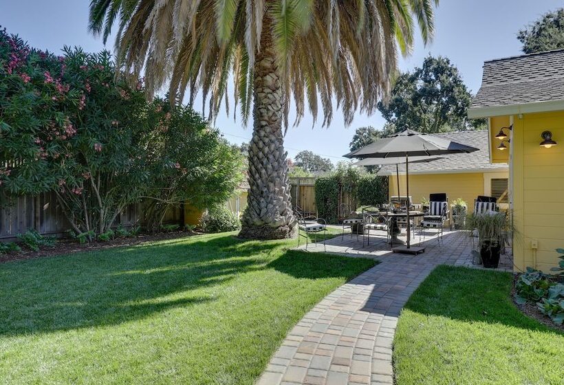 Heavenly Sonoma Country Home: Garden, Pool & Spa!