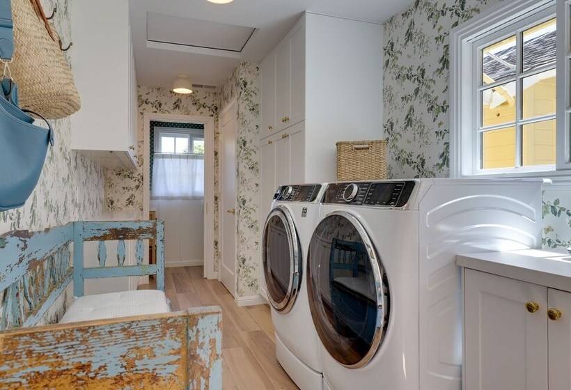 Heavenly Sonoma Country Home: Garden, Pool & Spa!