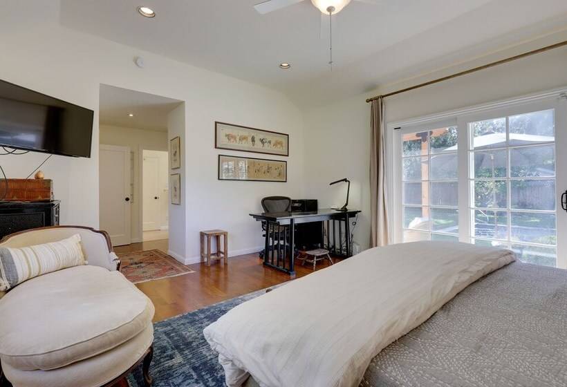 Heavenly Sonoma Country Home: Garden, Pool & Spa!