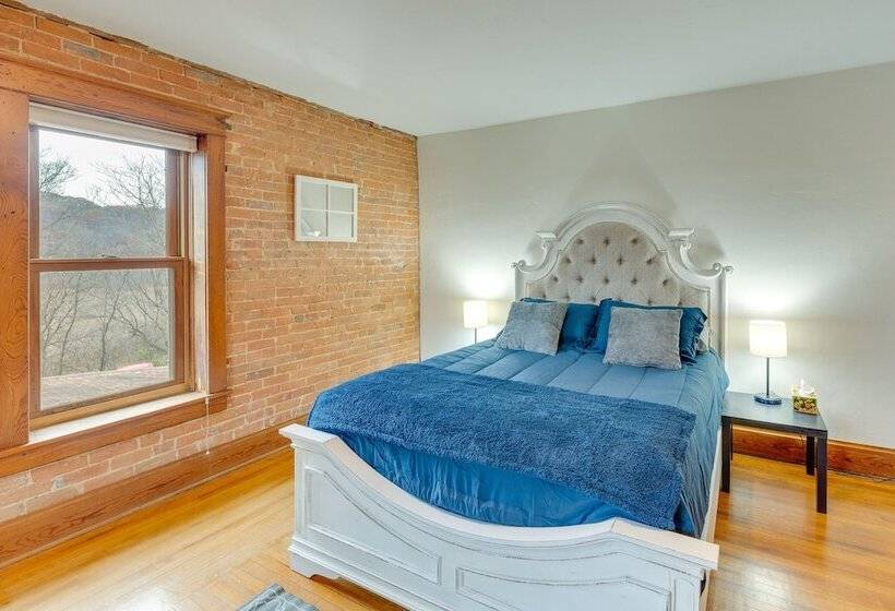 Historic Wisconsin Retreat On 26 Acre Property!