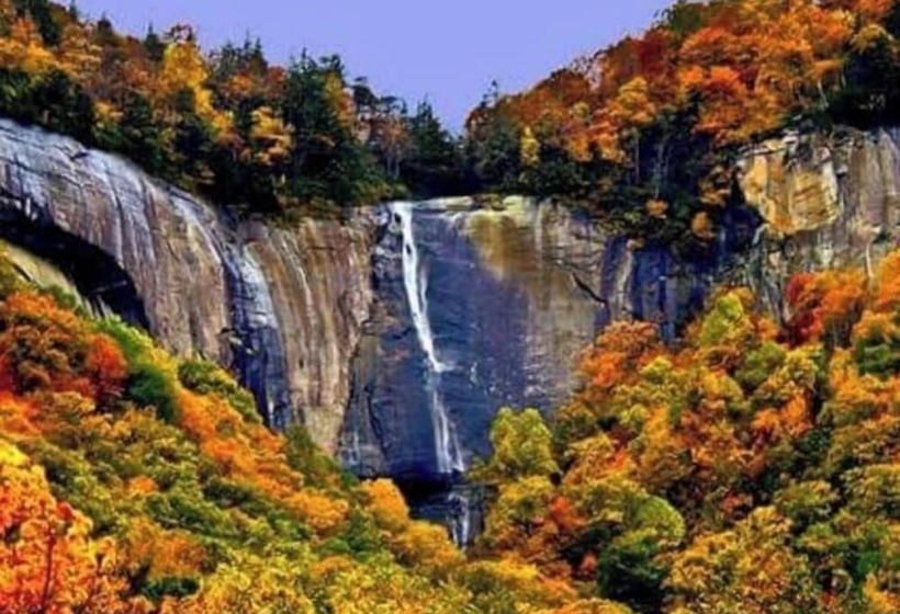 Hickory Falls Inn