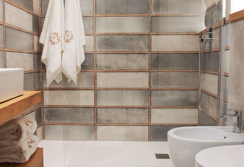 簡易ホテル Elegance Room