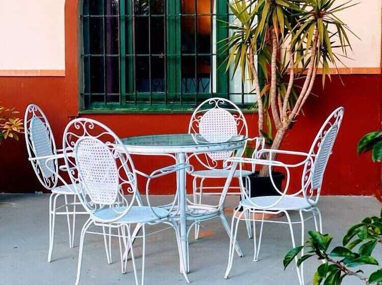 Хостел Rural Castillo De Biar