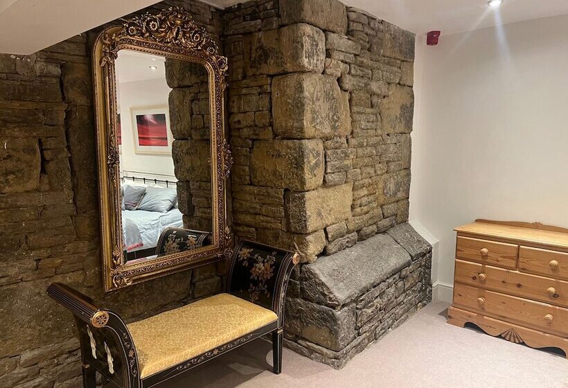 Хостел The Griffin