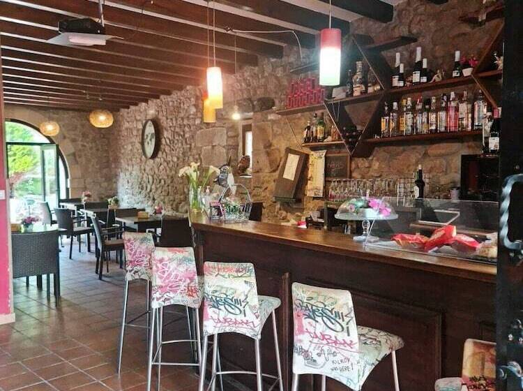 فندق فئة نجمة واحدة Tino