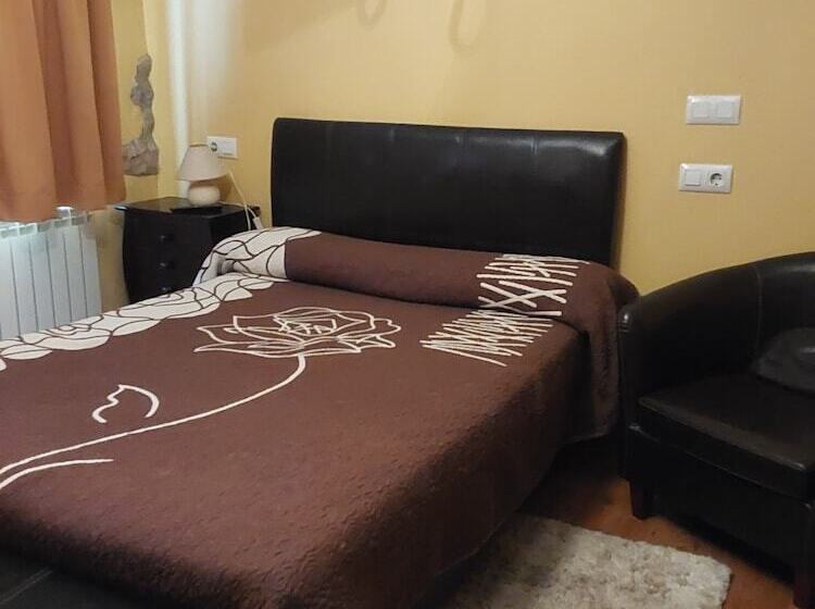 فندق فئة نجمة واحدة Tino