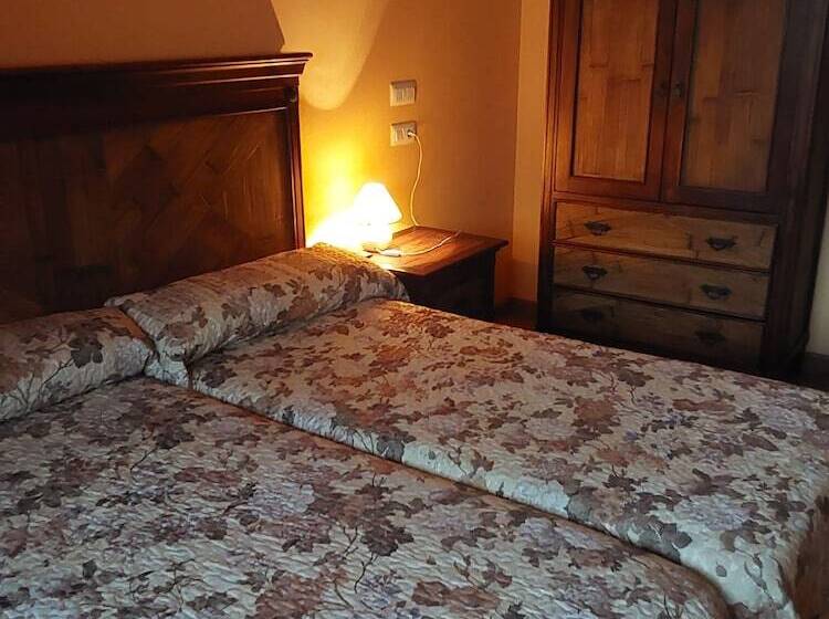 فندق فئة نجمة واحدة Tino