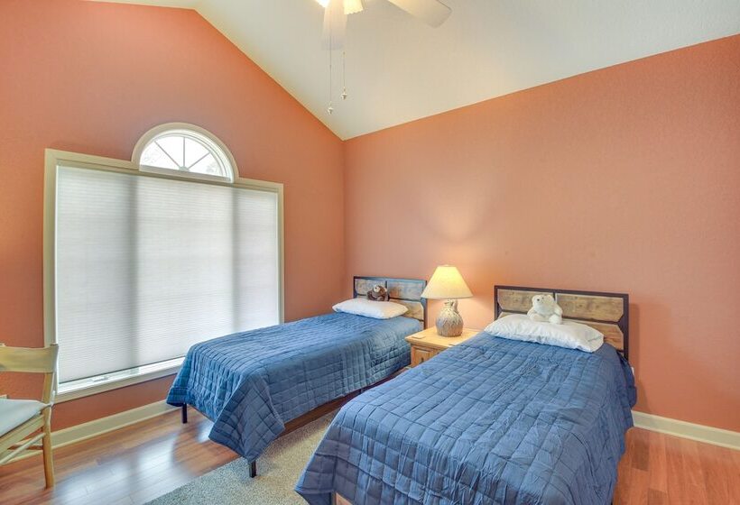 Hot Springs Village Getaway: Golf, Hike, Bike!