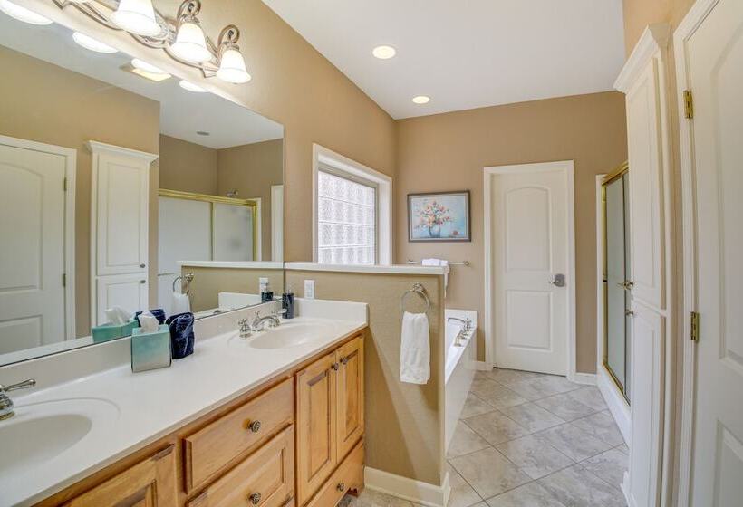 Hot Springs Village Getaway: Golf, Hike, Bike!