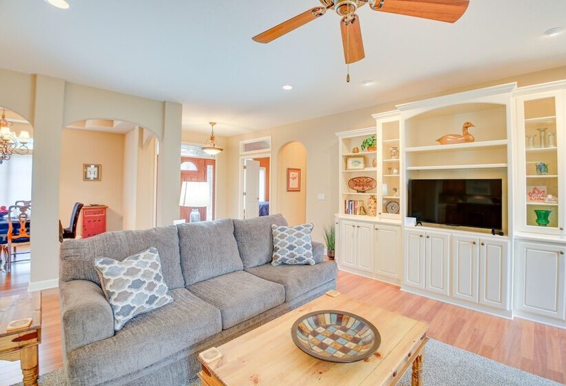 Hot Springs Village Getaway: Golf, Hike, Bike!