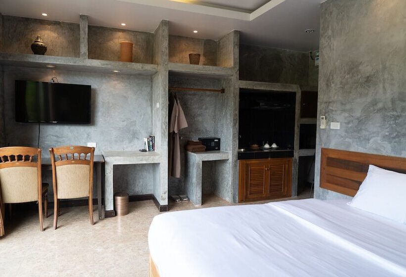 ホテル Anodard Phuket