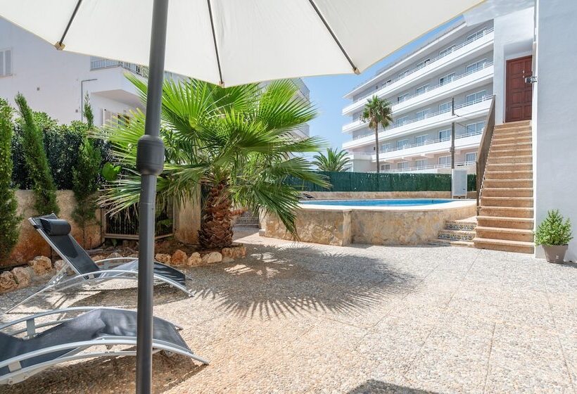 هتل Apartamentos Marivent