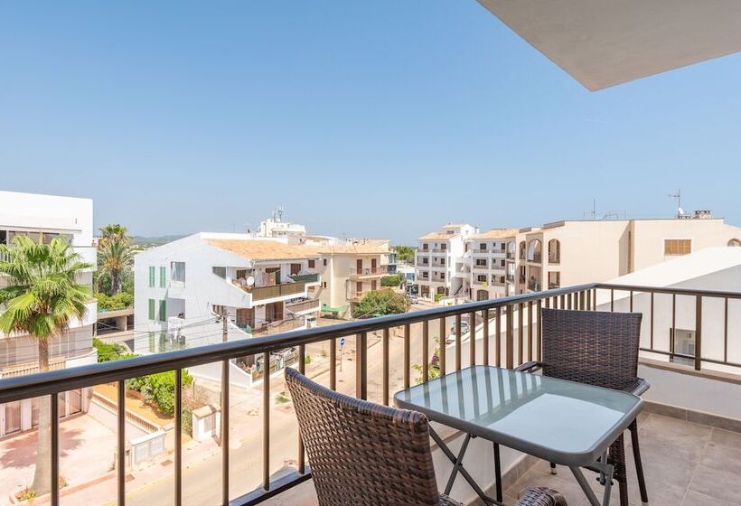 هتل Apartamentos Marivent